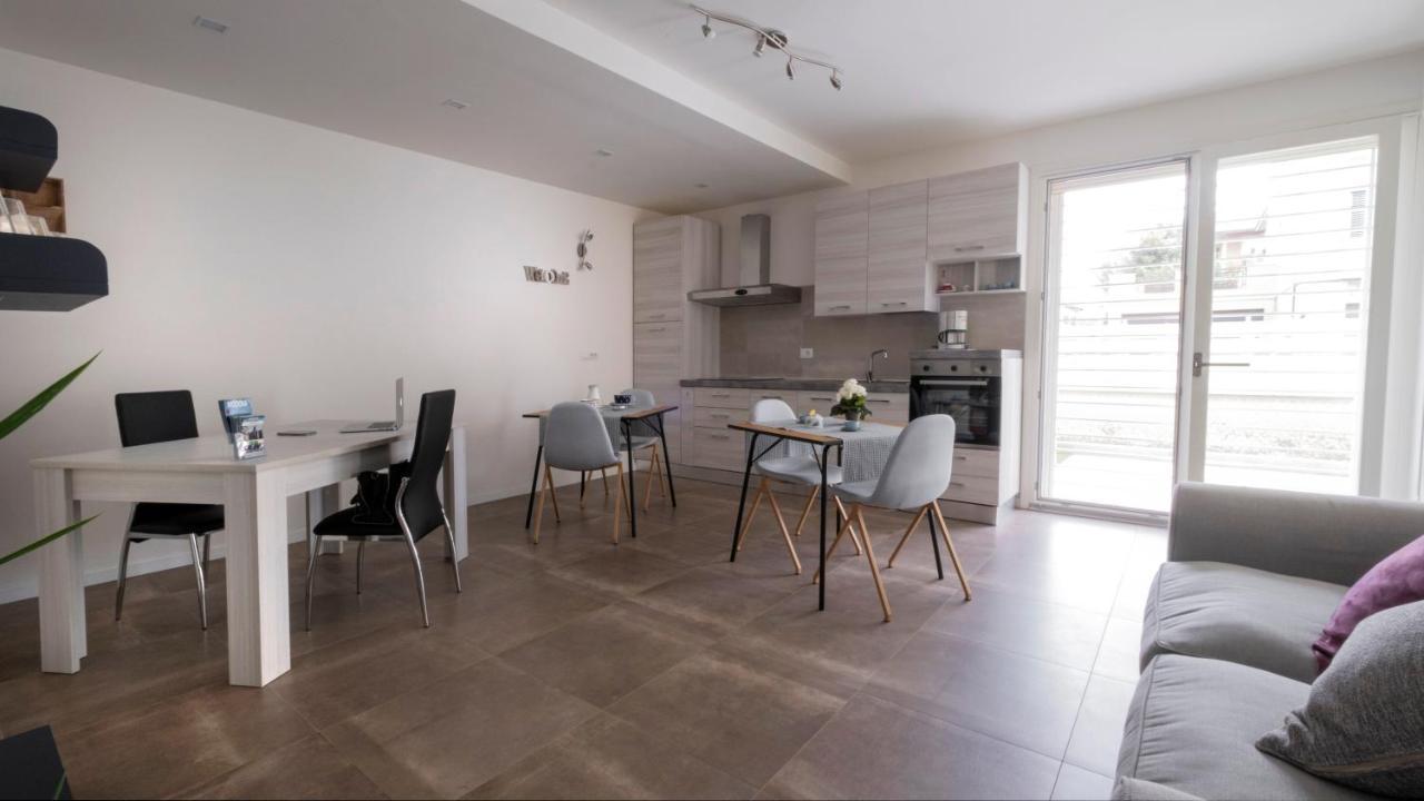 Maisonette Modena Park Bagian luar foto