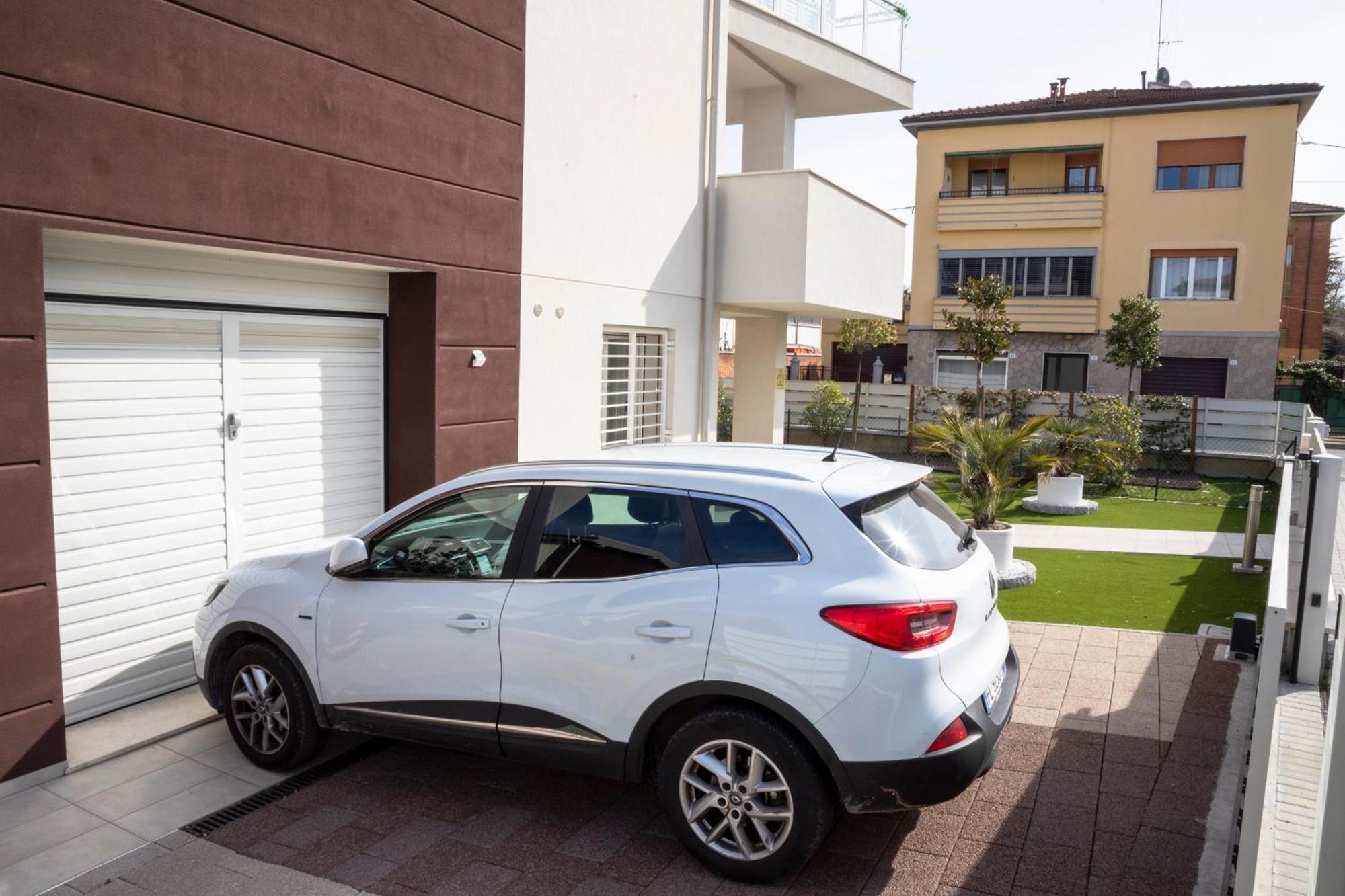 Maisonette Modena Park Bagian luar foto